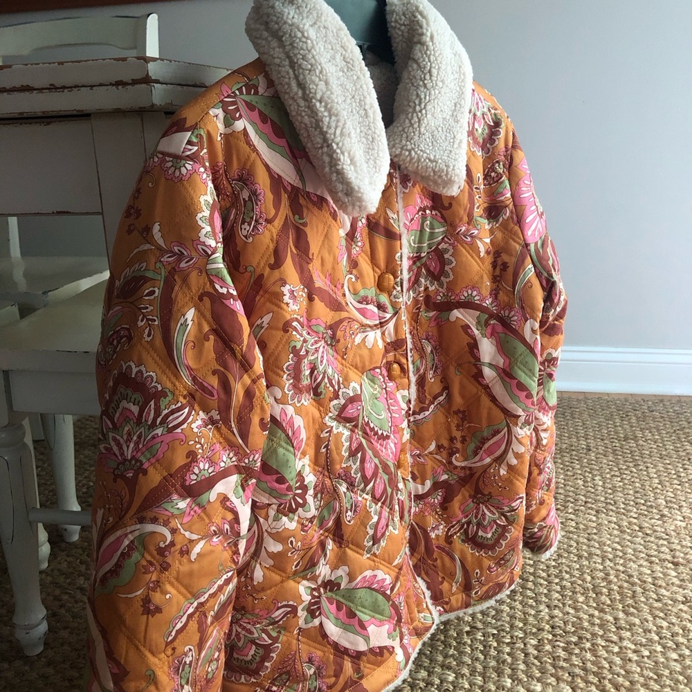 New: Flying Tomato Stay the Same Quilted Jacket. Size Small